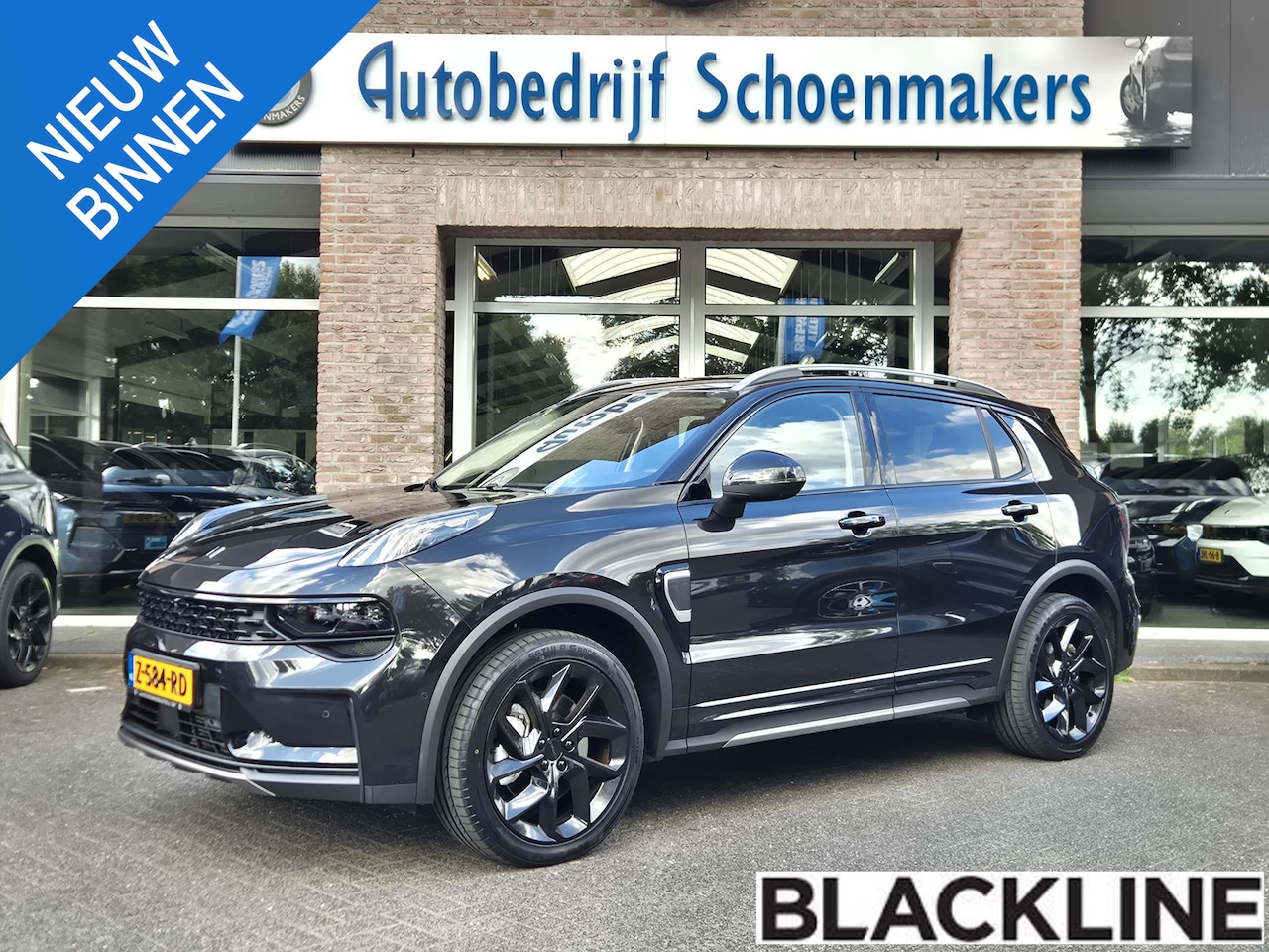 Lynk & Co 01 - 1.5 261PK! BLACKLINE + 6.6Kwh! 360-CAMERA PANO/SCHUIF INFINITY DAB NAVI CARPLAY STOELVERWA - AutoWereld.nl