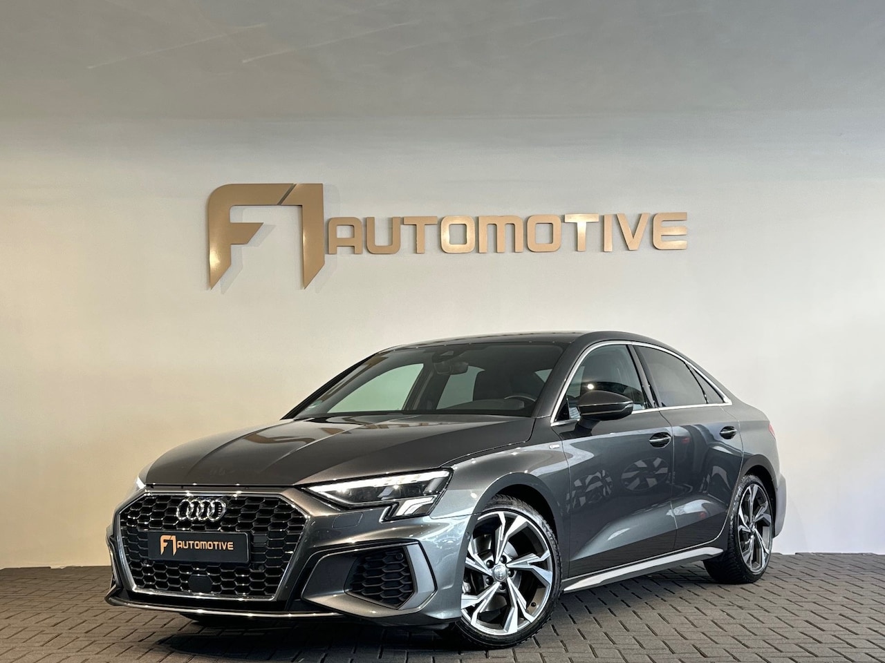 Audi A3 Limousine - 35 TFSI edition S Line Keyless|Trekhaak - AutoWereld.nl