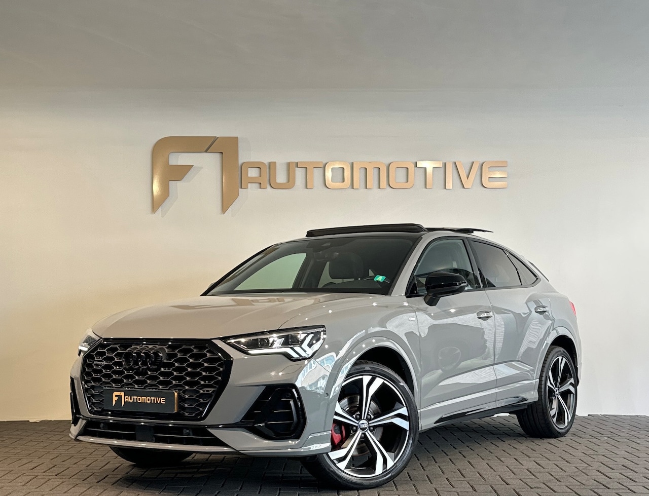 Audi Q3 Sportback - 45 TFSI quattro S Edition Pano|Trekhaak|360|B&o|BlindSpot|ACC|Lane Assist|Sfeer| - AutoWereld.nl