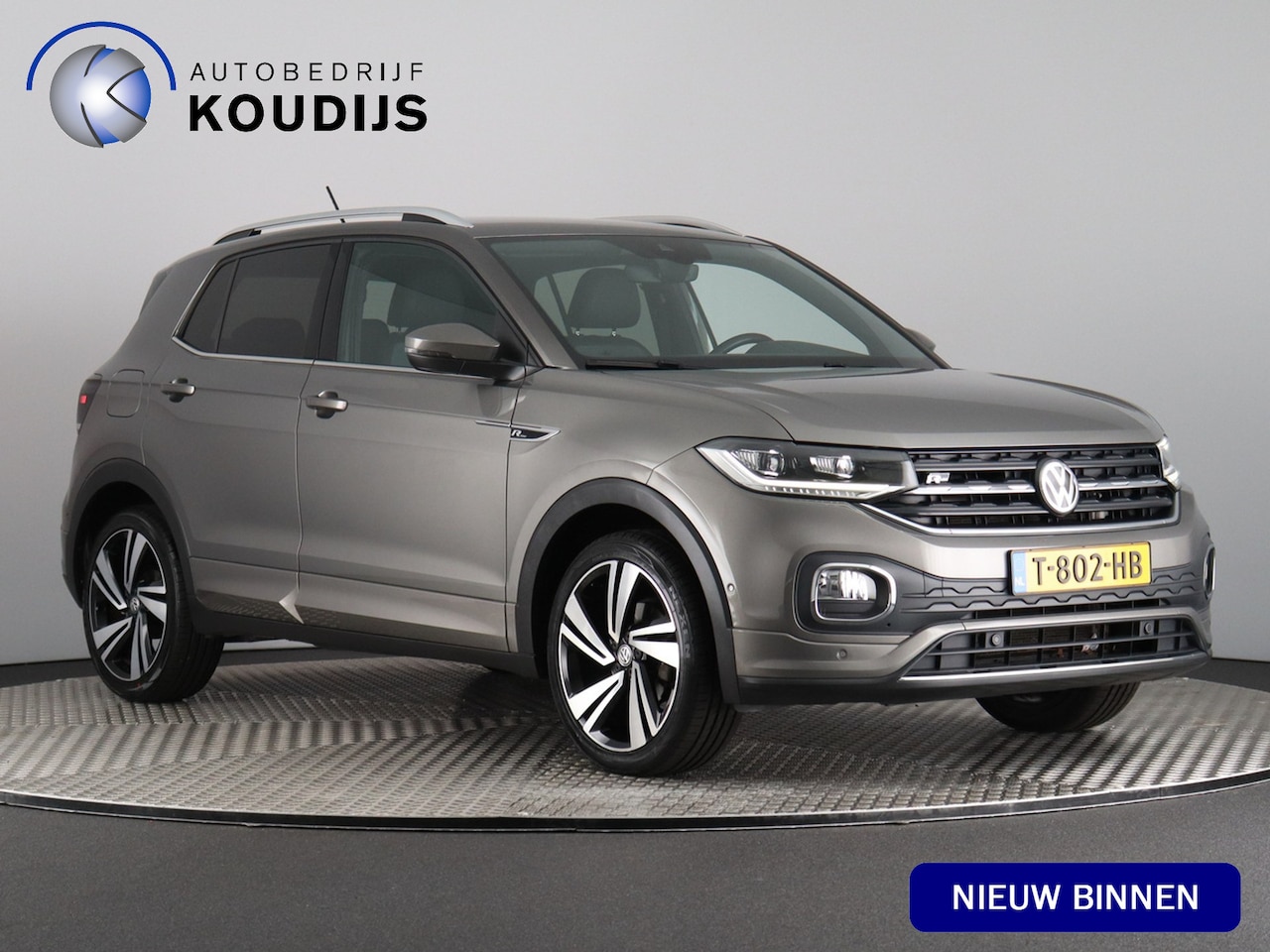 Volkswagen T-Cross - 1.0 TSI Style 1.0 TSI Style (Camera / Navi / ACC / Virtual / Dodehoek / Stoelverwarming / 18'') - AutoWereld.nl