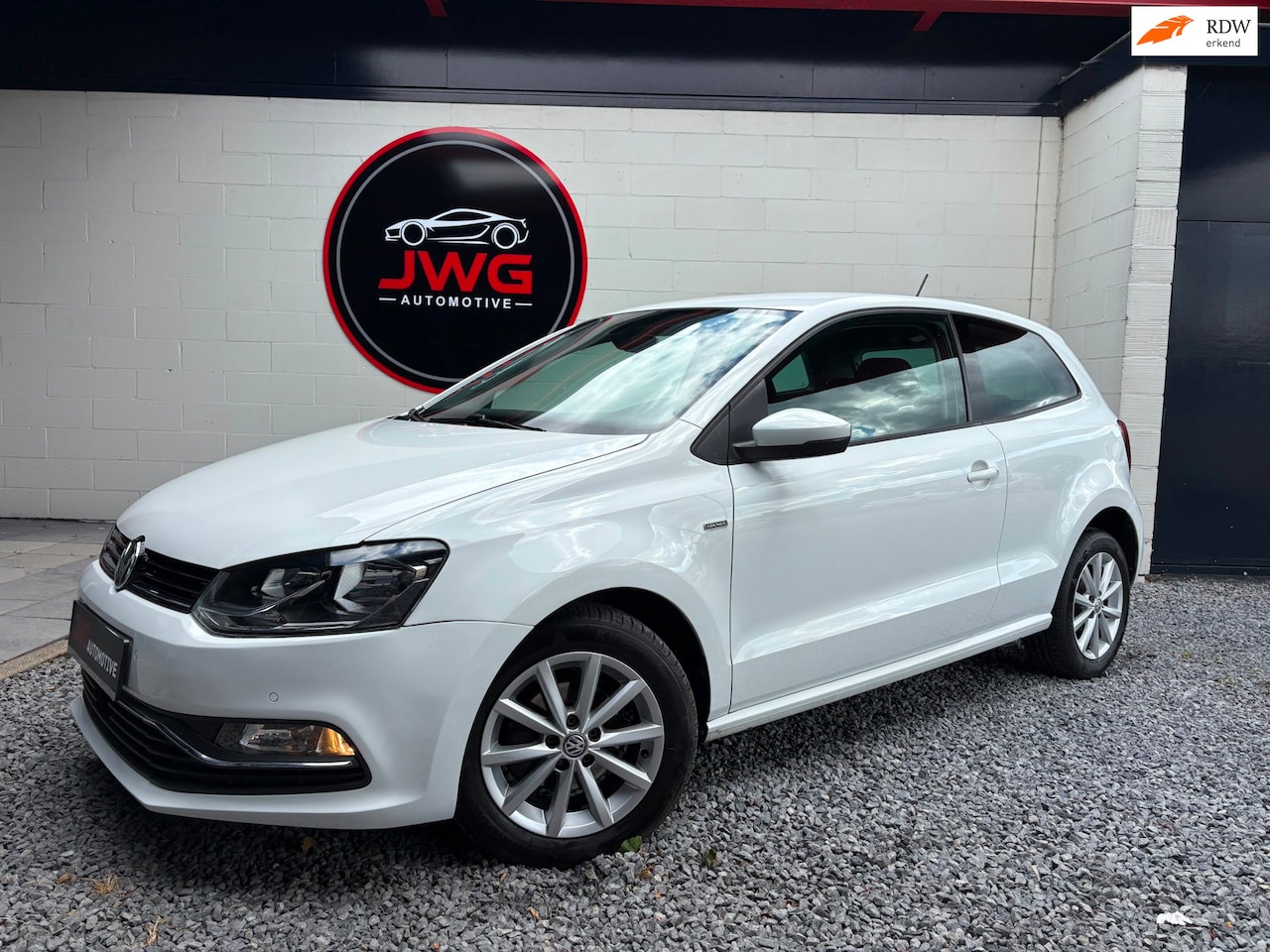 Volkswagen Polo - 1.0 Lounge Edition Airco/Cruise/Parkeersensoren - AutoWereld.nl
