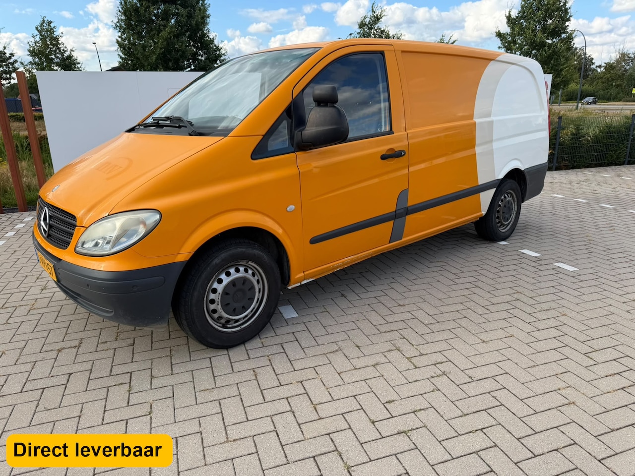 Mercedes-Benz Vito - 111 CDI 320 Lang 3 zits 6 bak airconditioning - AutoWereld.nl