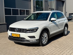 Volkswagen Tiguan - 1.4 TSI ACT Highline