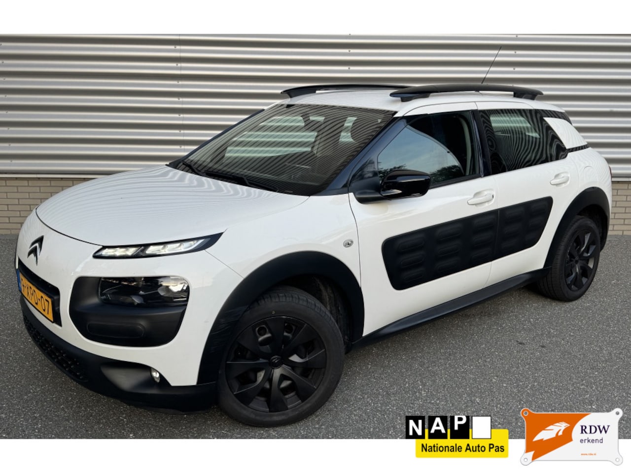 Citroën C4 Cactus - 1.2 e-VTi Feel AUTOMAAT! - AutoWereld.nl