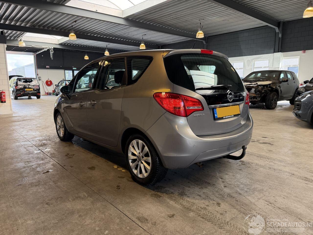 Opel Meriva - 1.4 Turbo Design Edition 1.4 Turbo Design Edition