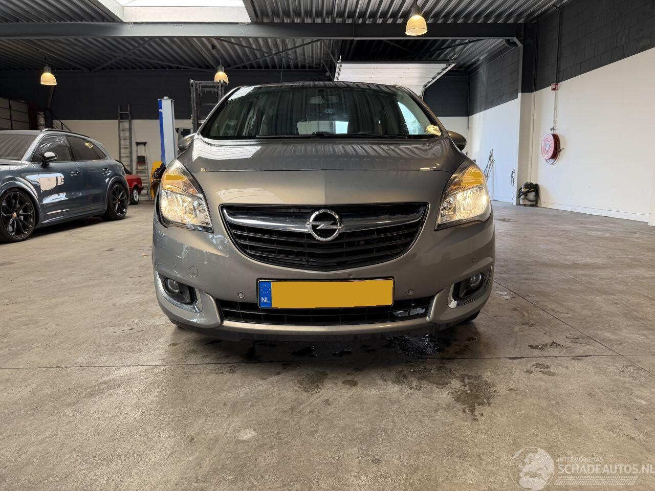 Opel Meriva - 1.4 Turbo Design Edition 1.4 Turbo Design Edition