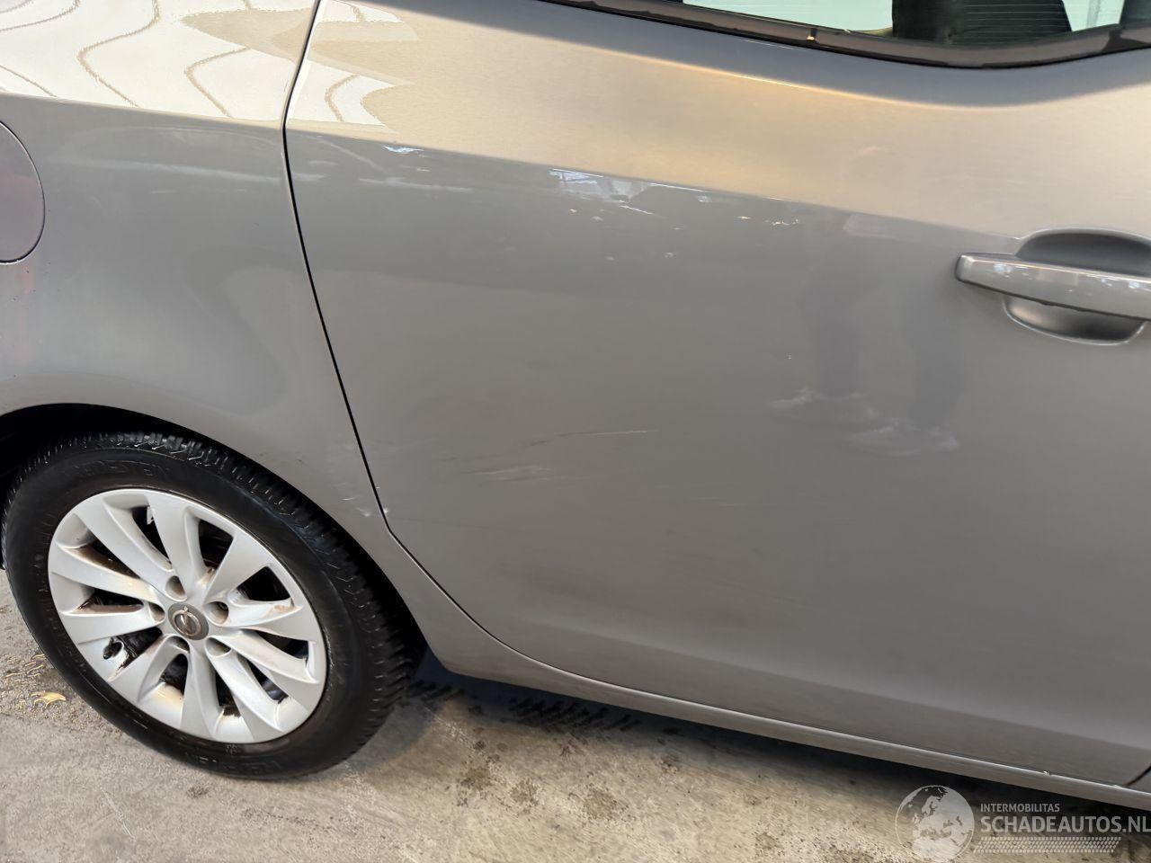 Opel Meriva - 1.4 Turbo Design Edition 1.4 Turbo Design Edition
