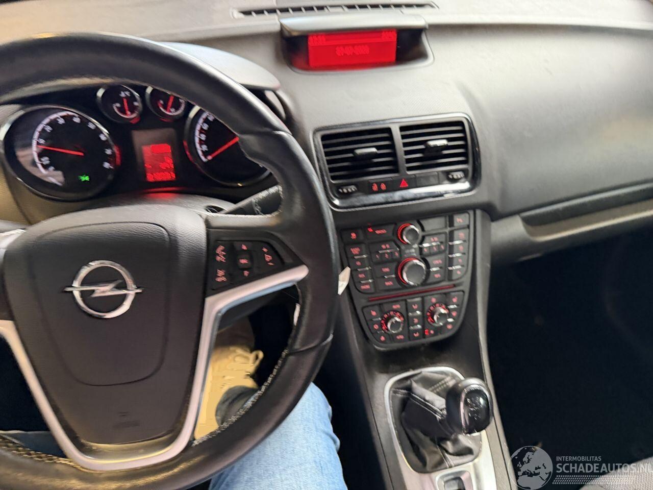 Opel Meriva - 1.4 Turbo Design Edition 1.4 Turbo Design Edition