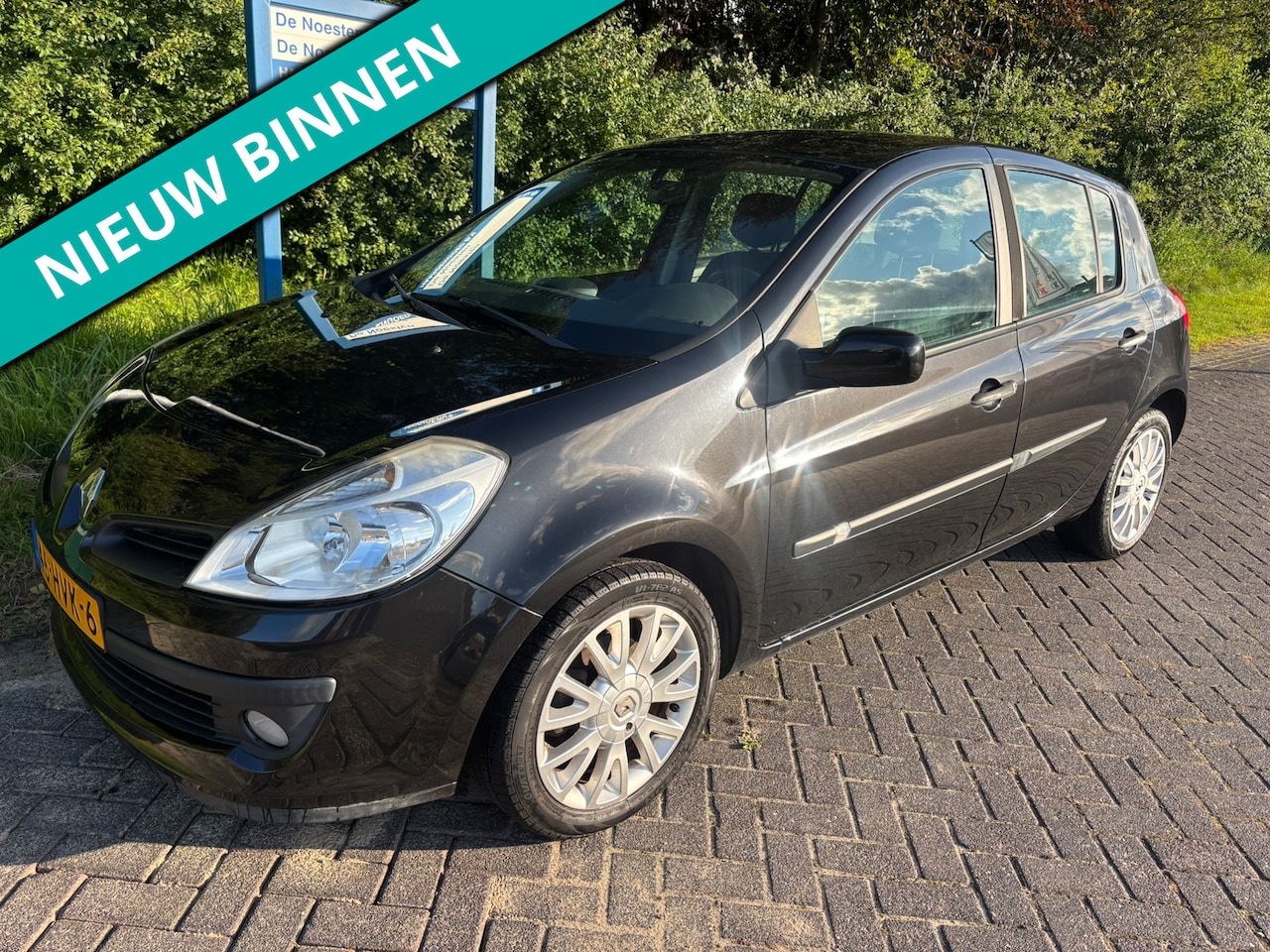 Renault Clio - 1.2-16V Collection | Airco | Cruise - AutoWereld.nl