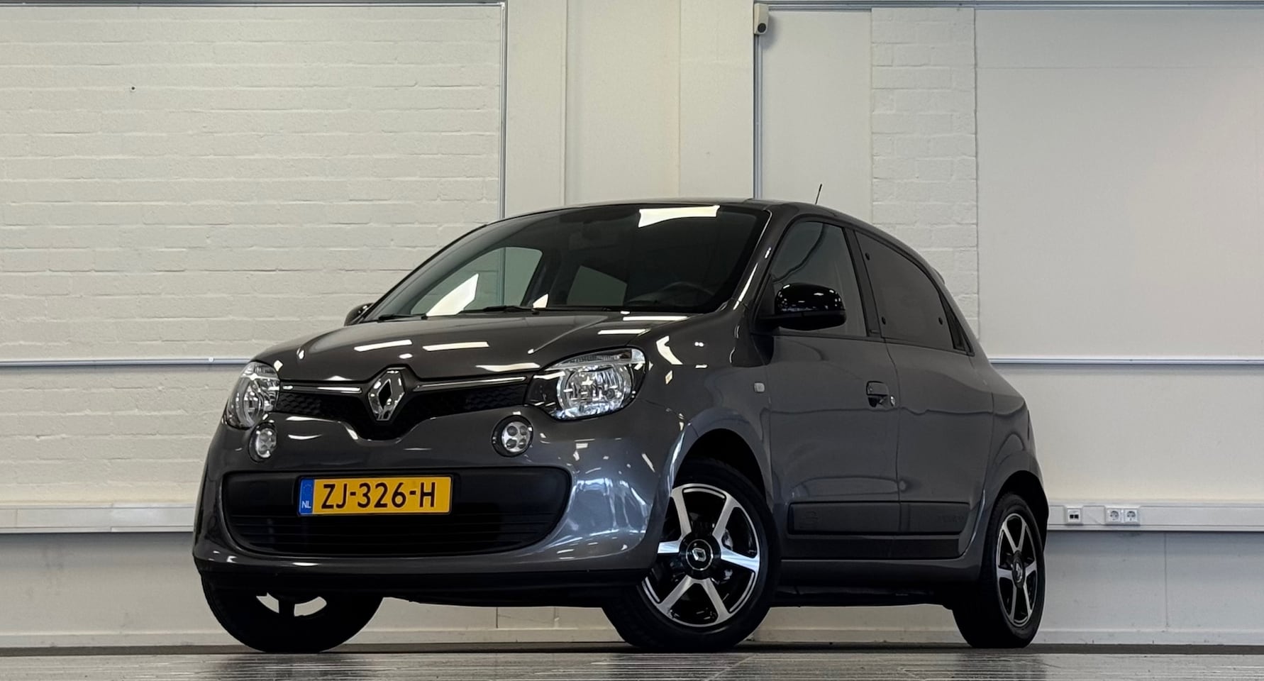 Renault Twingo - 1.0 SCe Limited 100% Dealer onderhouden 1e Eigenaar - AutoWereld.nl