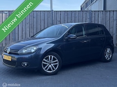 Volkswagen Golf - 1.2 TSI Highline BlueMotion/NAP/CRUISE/AIRCO
