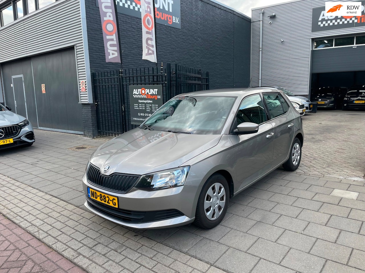 Skoda Fabia - 1.0 Active 2e Eigenaar! Airco NAP APK 1 Jaar - AutoWereld.nl