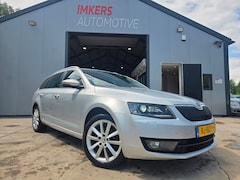 Skoda Octavia Combi - 1.6 TDI Greentech Elegance Businessline