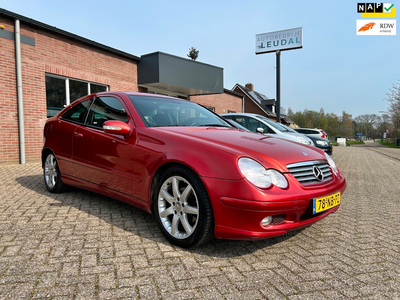 Mercedes-Benz C-klasse Sportcoupé - 180 Amice APK 12-2-2027 - AutoWereld.nl