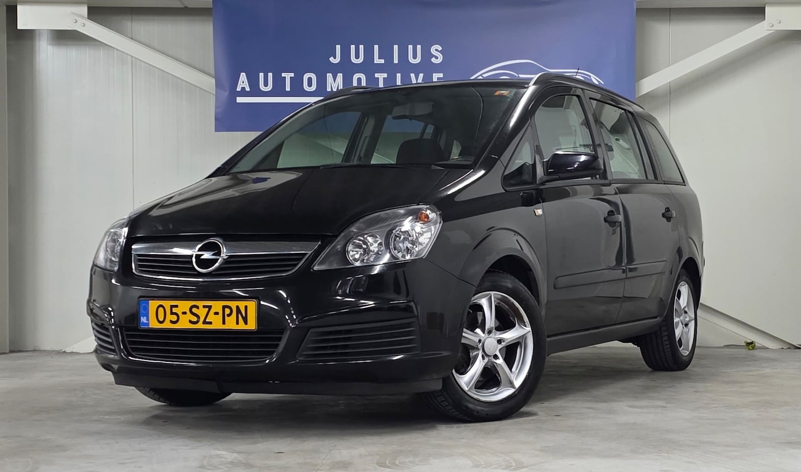 Opel Zafira - 1.8 Enjoy 7Persoons Trekhaak Clima Nieuwe APK Garantie! - AutoWereld.nl