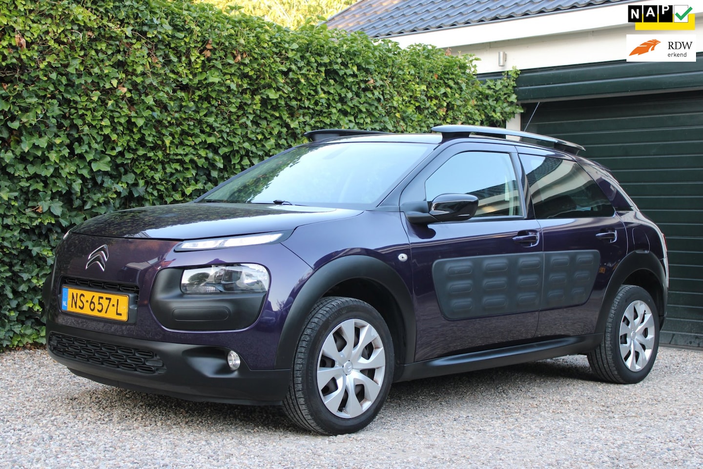 Citroën C4 Cactus - 1.2 PureTech Business | Automaat | Bluetooth | Navigatie | PDC achter - AutoWereld.nl