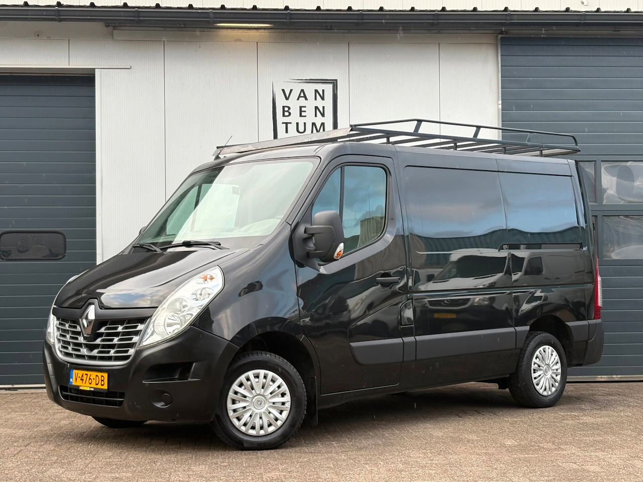 Renault Master - 2.3dCi 110pk L1H1 Navi Airco Cruise 3-pers. EURO 6! - AutoWereld.nl