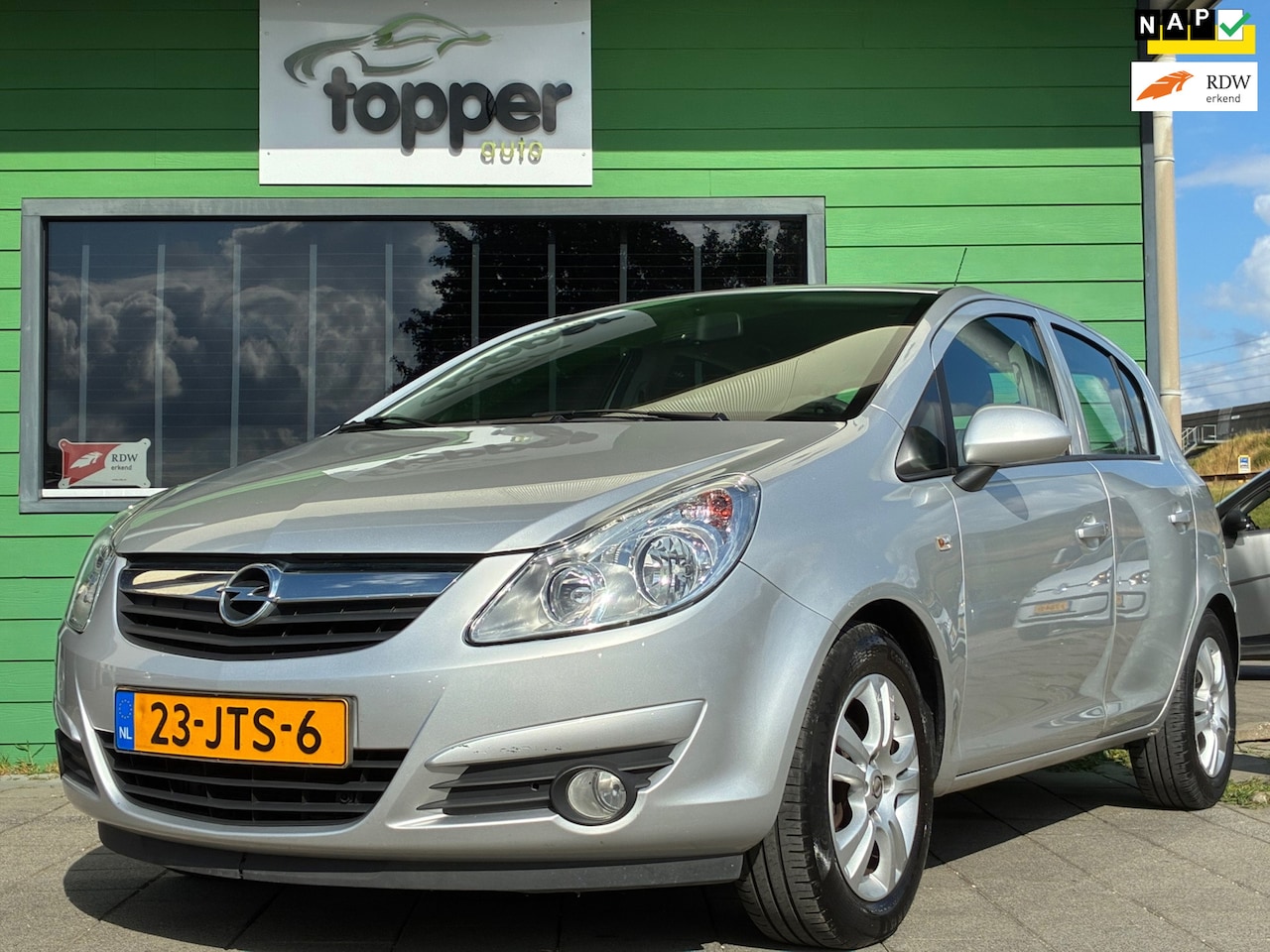 Opel Corsa - 1.2-16V Enjoy|1e Eigenaar|Airco|CruiseControl|Elektr.ramen|Trekhaak|Nieuwe APK|NAP| - AutoWereld.nl