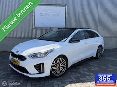 Kia Pro cee'd - ProCeed 1.6 T-GDI GT 204pk 2020 Automaat / Full options / Panoramadak / Alcantara / Camera