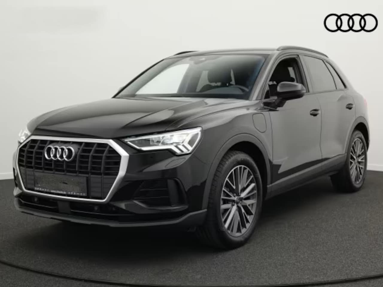 Audi Q3 - 45 Tfsi-e S-LINE ** LED, VIRTUAL, TREKH, ACC, ACC, CAMERA, 19-inch LMV ** 1e EIG - UNFALLF - AutoWereld.nl