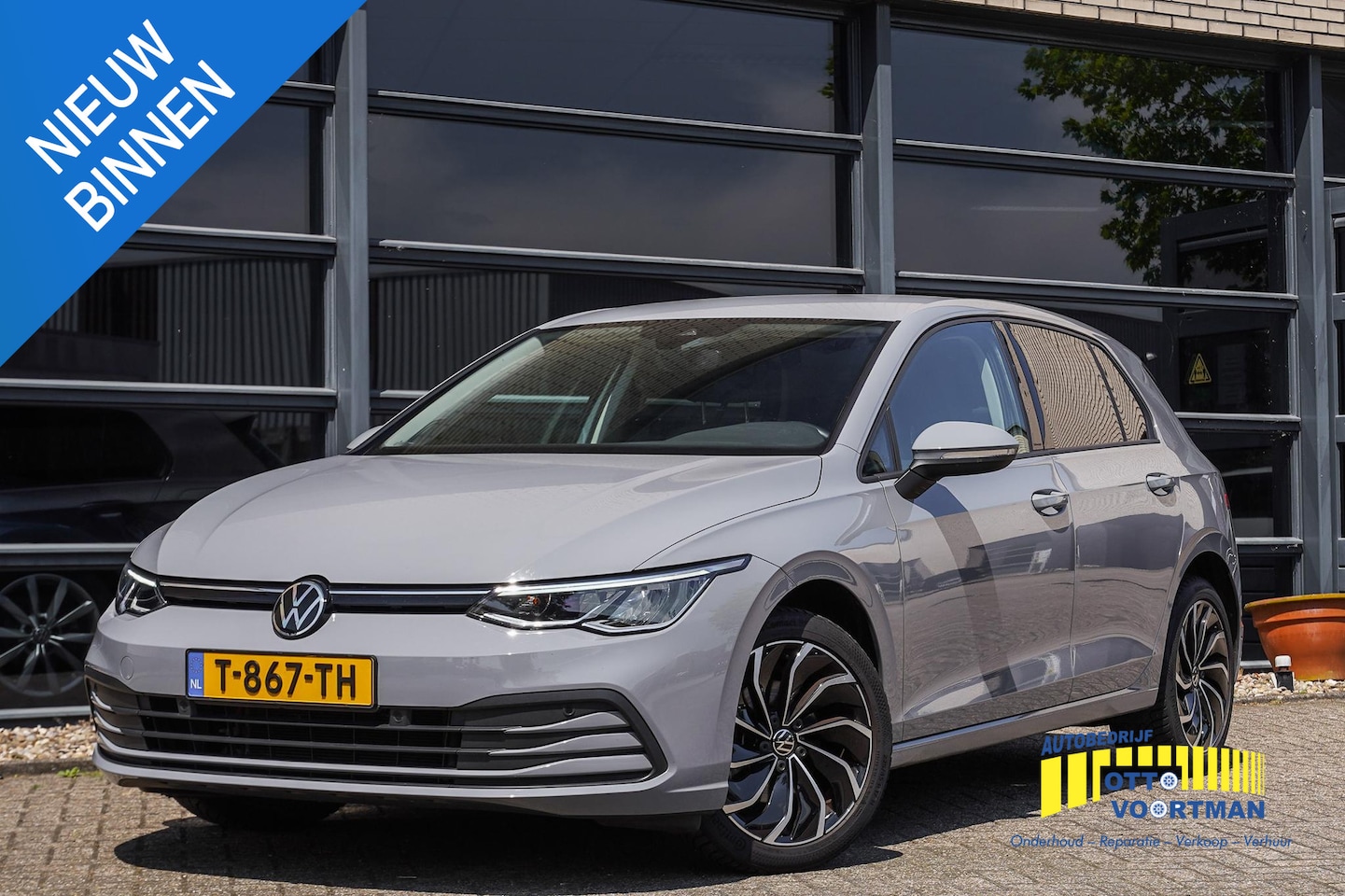 Volkswagen Golf - 1.0 eTSI Life - AutoWereld.nl