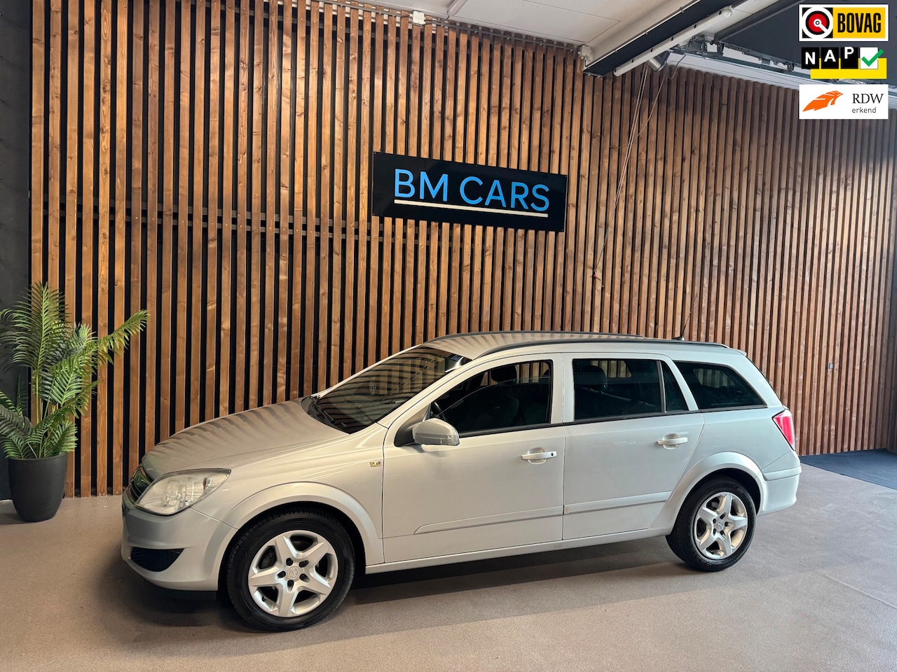 Opel Astra Wagon - 1.6 Business Airco,Trekhaak, 2e Eig - AutoWereld.nl