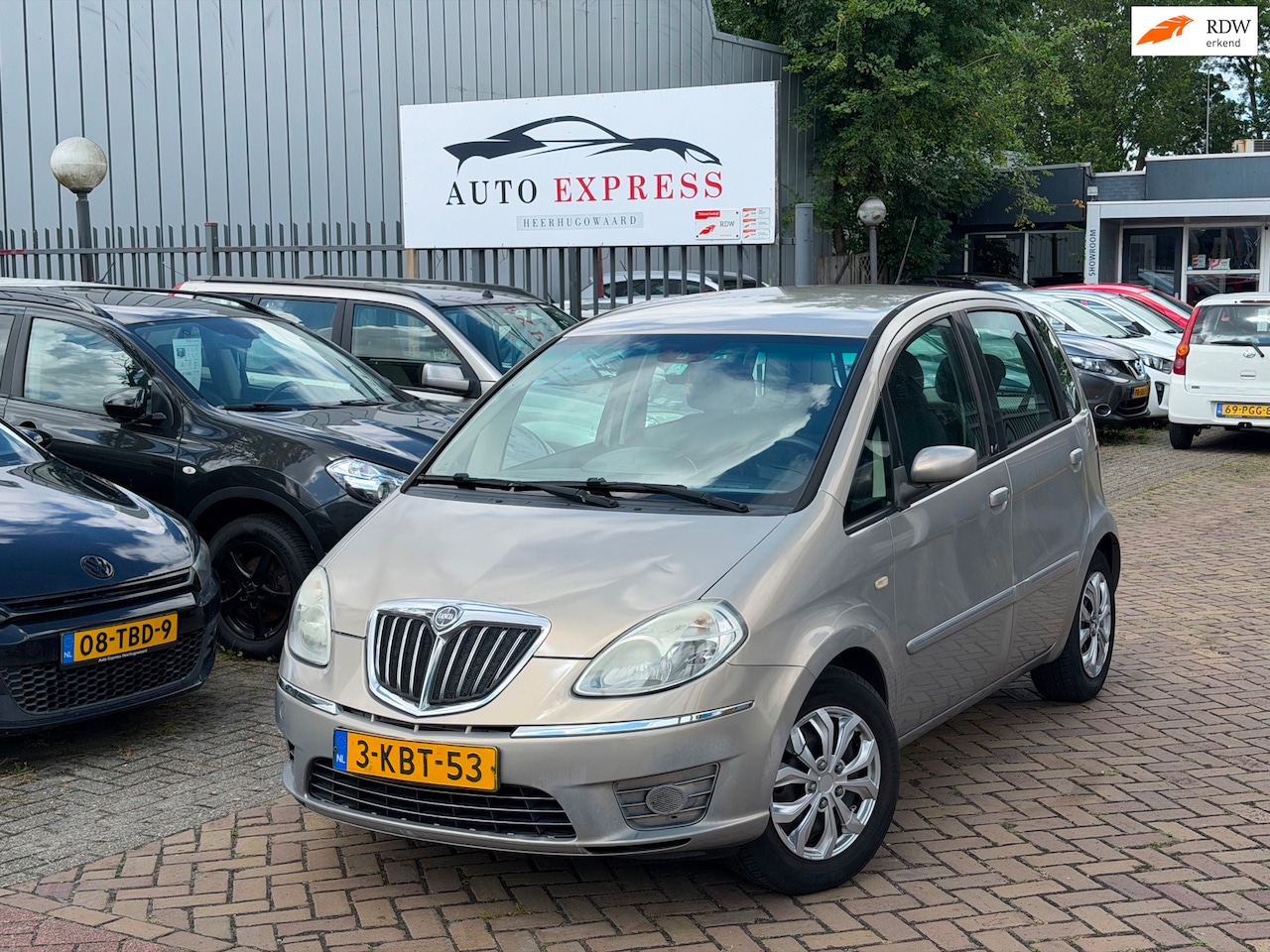 Lancia Musa - 1.4 Argento/Airco/Elektrische Raam/Apk/2 sleutels aanwezig - AutoWereld.nl
