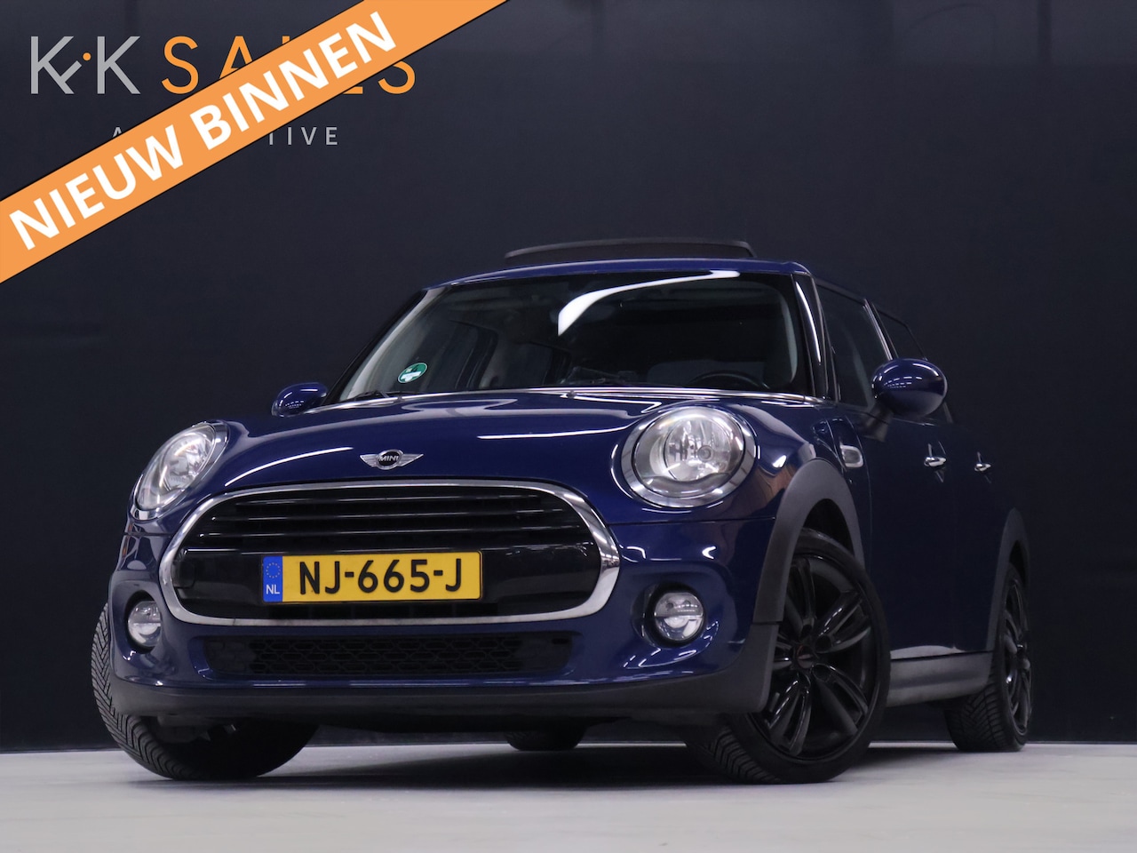 MINI 5-Deurs - 1.5 Cooper Business [PANORAMADAK, NAVIGATIE, CRUISE CONTROL, BLUETOOTH, MULTIFUNCTIONEEL S - AutoWereld.nl