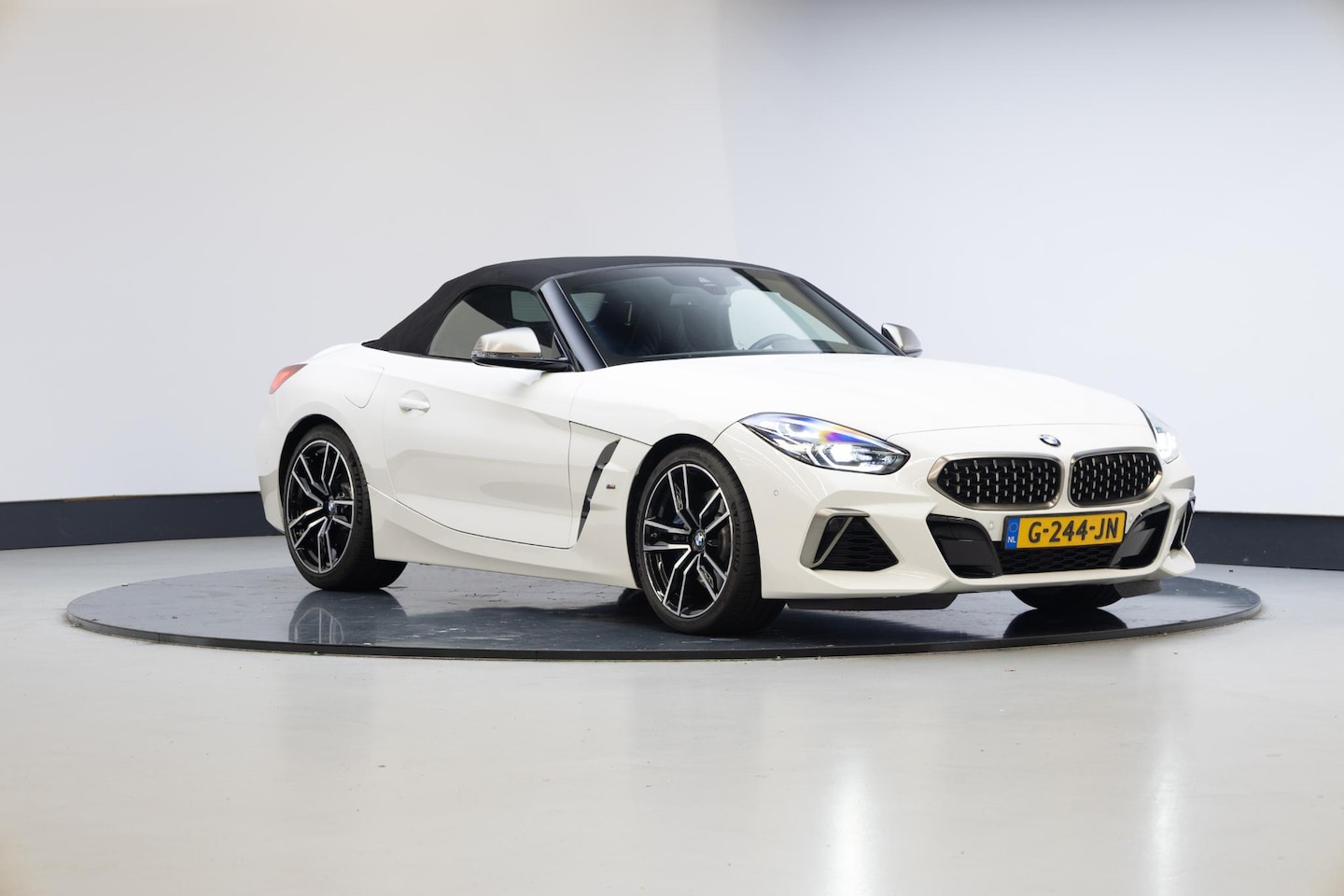 BMW Z4 Roadster - M40i First Edition | H&K | HUD | Akrapovic | - AutoWereld.nl