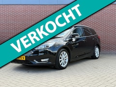 Ford Focus Wagon - 1.0 Titanium / Airco / Cruise / PDC / Stoelverwarming / Trekhaak