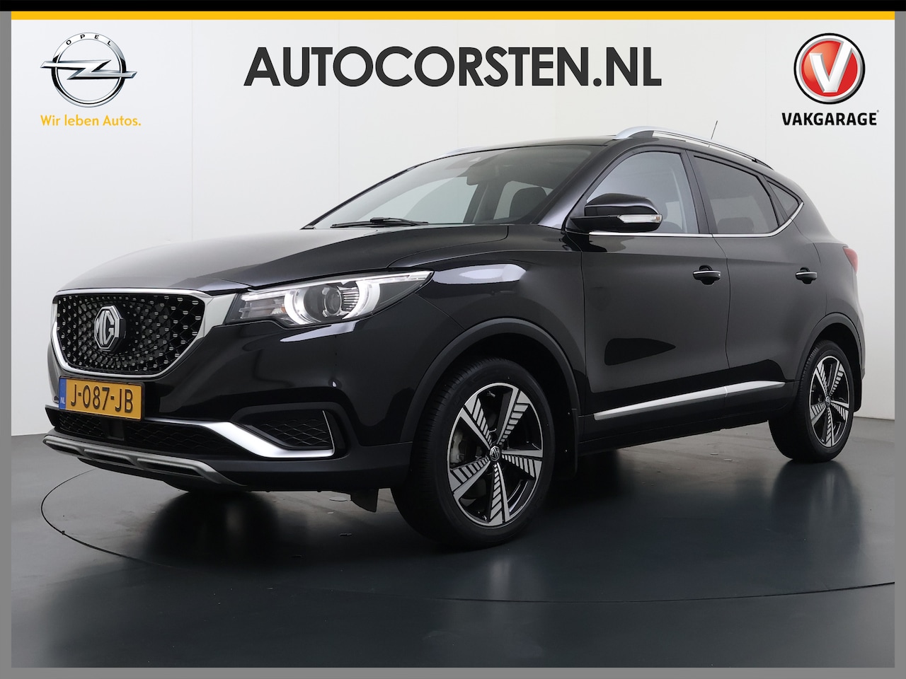MG ZS - Luxury 45kWh SOH 92% Panorama-Schuifdak Leder+Verwrmd Trekhaak Adap.Cruise Camera Navi App - AutoWereld.nl