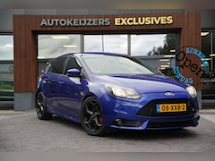 Ford Focus - 2.0 EcoBoost ST-2 | 251 PK | Origineel Nederlands | Onderhouden | Uitmuntende Staat | RECA