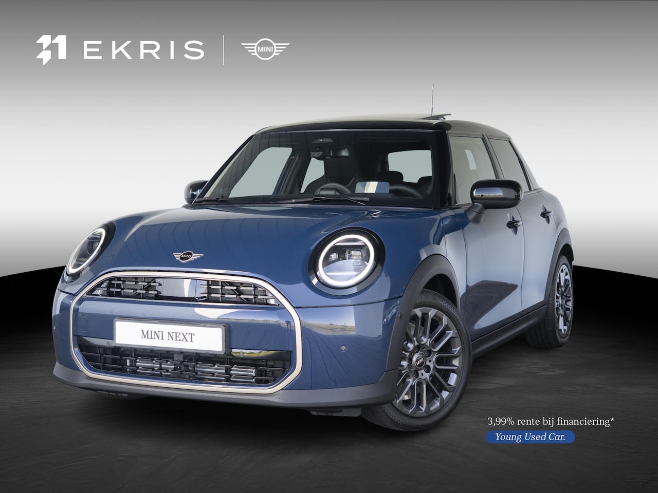 MINI 5-Deurs - C Favoured M-Pakket + Glazen panoramadak + Harman Kardon + getint glas in achterportierrui - AutoWereld.nl