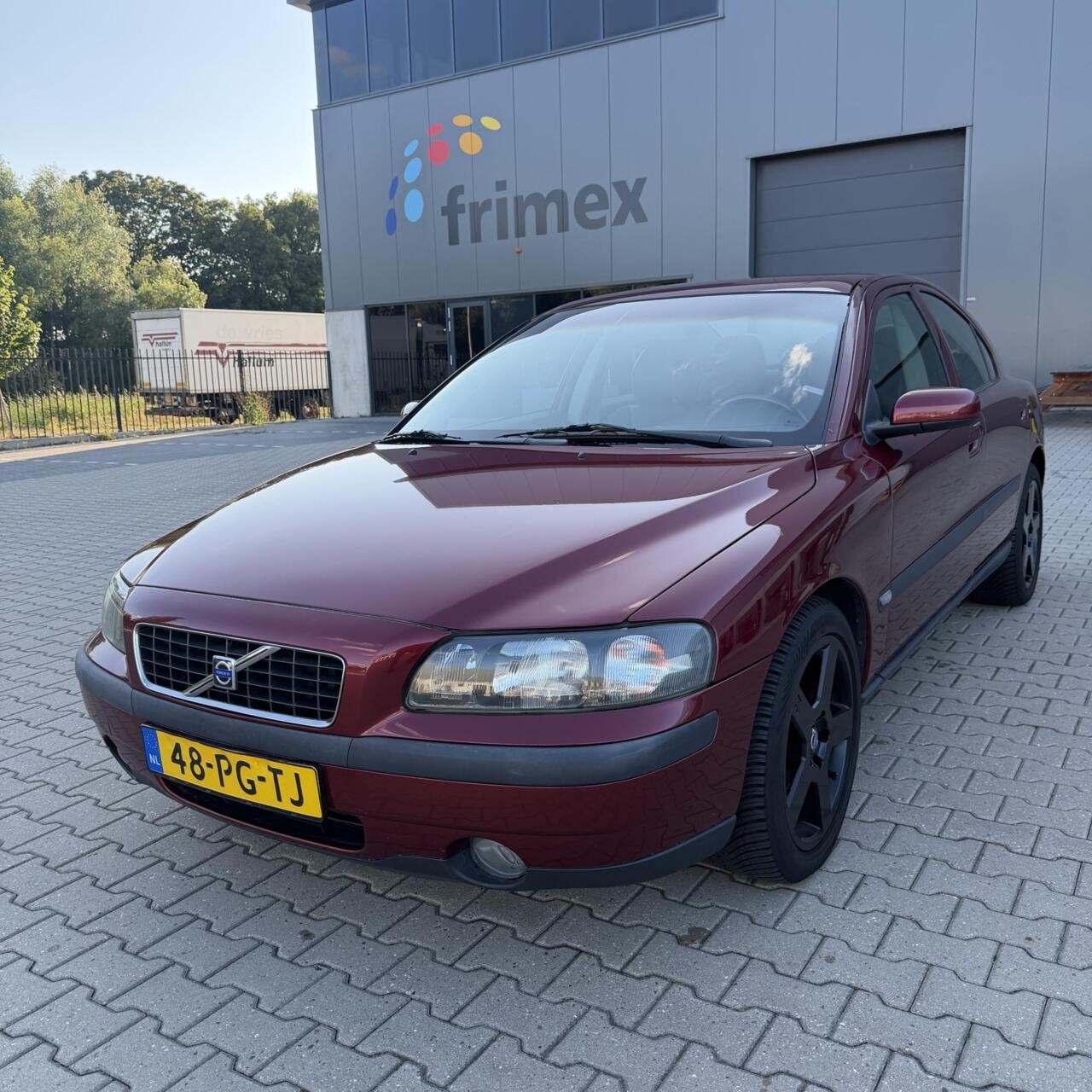 Volvo S60 - 2.4 Sports Edition | NW APK & Super Nette Staat ! - AutoWereld.nl