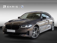 BMW 5-serie - Sedan 530e xDrive | High Executive | Panorama Dak | Head-Up Display | Rondomzicht Camera |