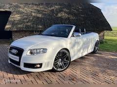 Audi RS4 - 4.2 V8 RS 4 quattro Cabrio UNIEKE UITVOERING