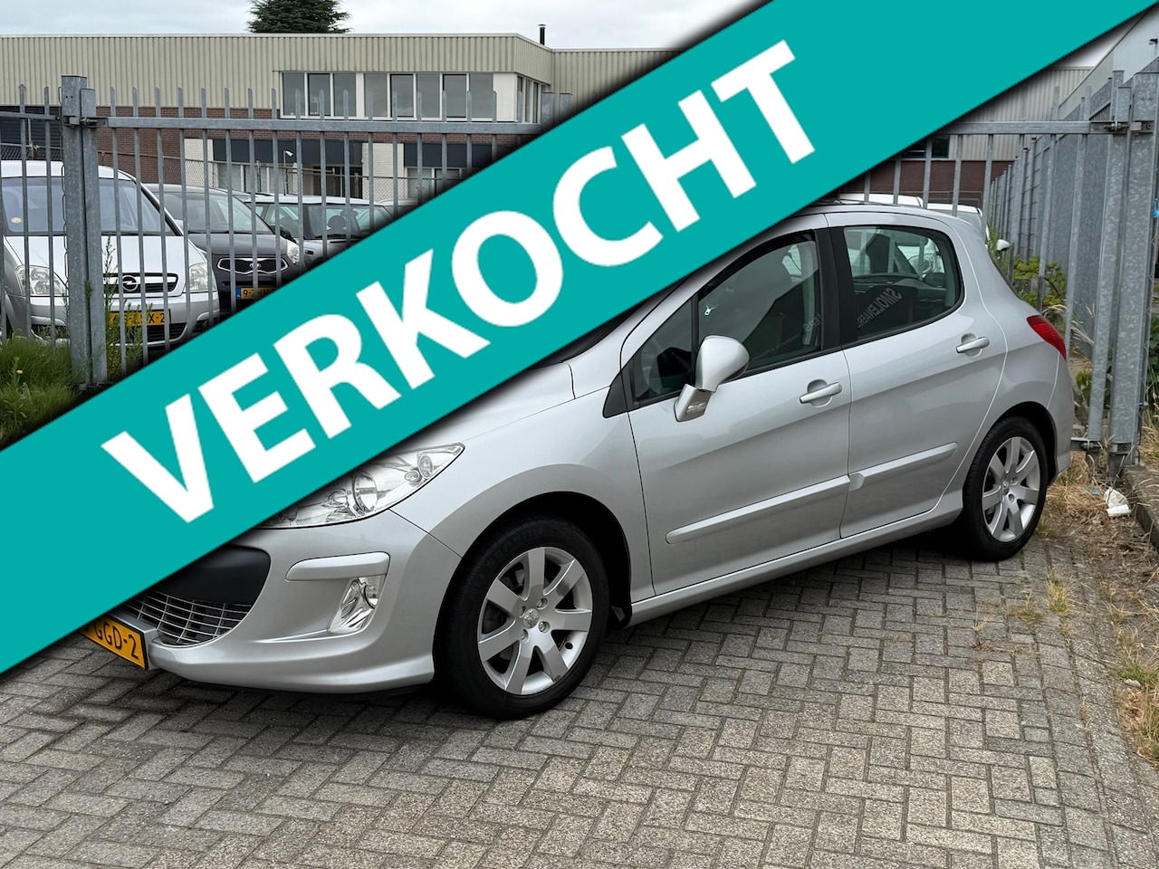 Peugeot 308 - 1.6 VTi XT 5 deurs! NL AUTO NAP! PANORAMA l AIRCO ECC l CRUISE l LMV! TOPSTAAT l GOED ONDE - AutoWereld.nl