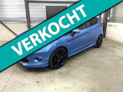 Ford Fiesta - 1.6 Sport airco APK bluetooth cruise control