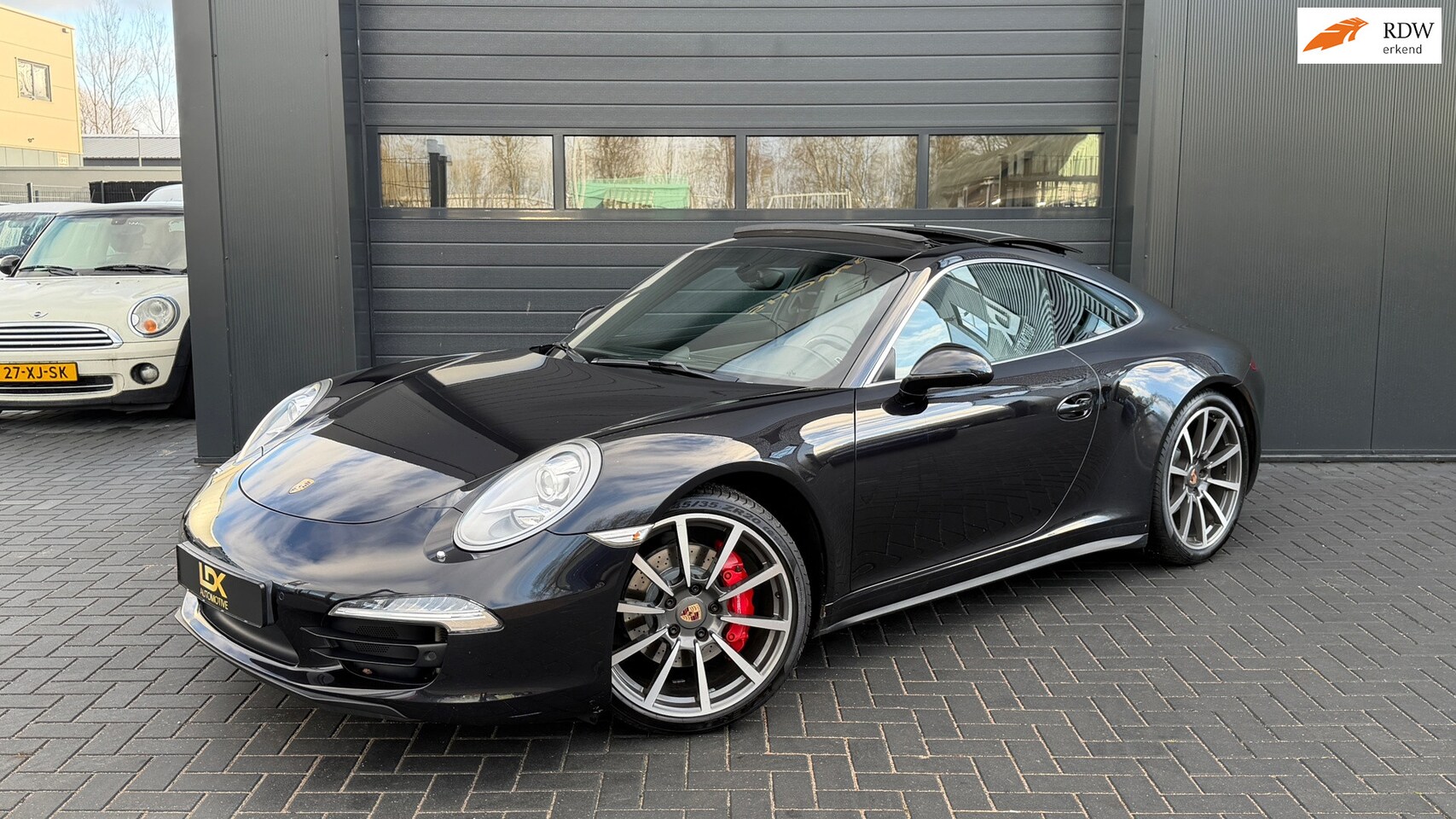 Porsche 911 - 3.8 Carrera 4S Bose|Pano|Leer - AutoWereld.nl
