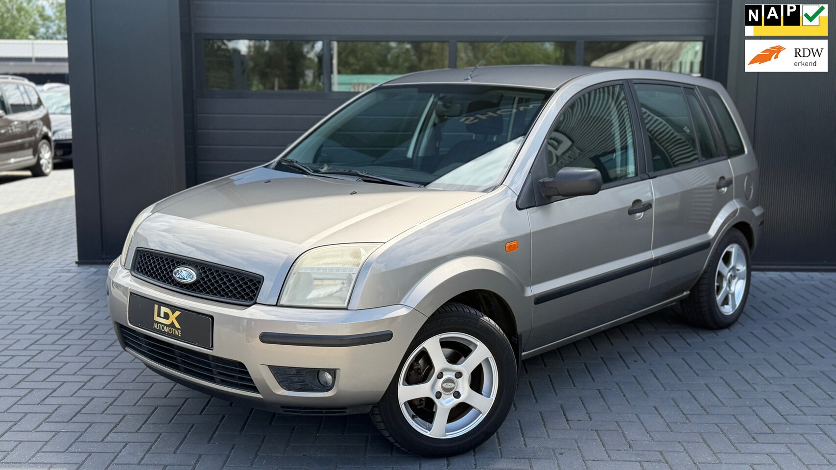 Ford Fusion - 1.6-16V Trend 1e Eigenaar|Trekhaak|NAP! - AutoWereld.nl