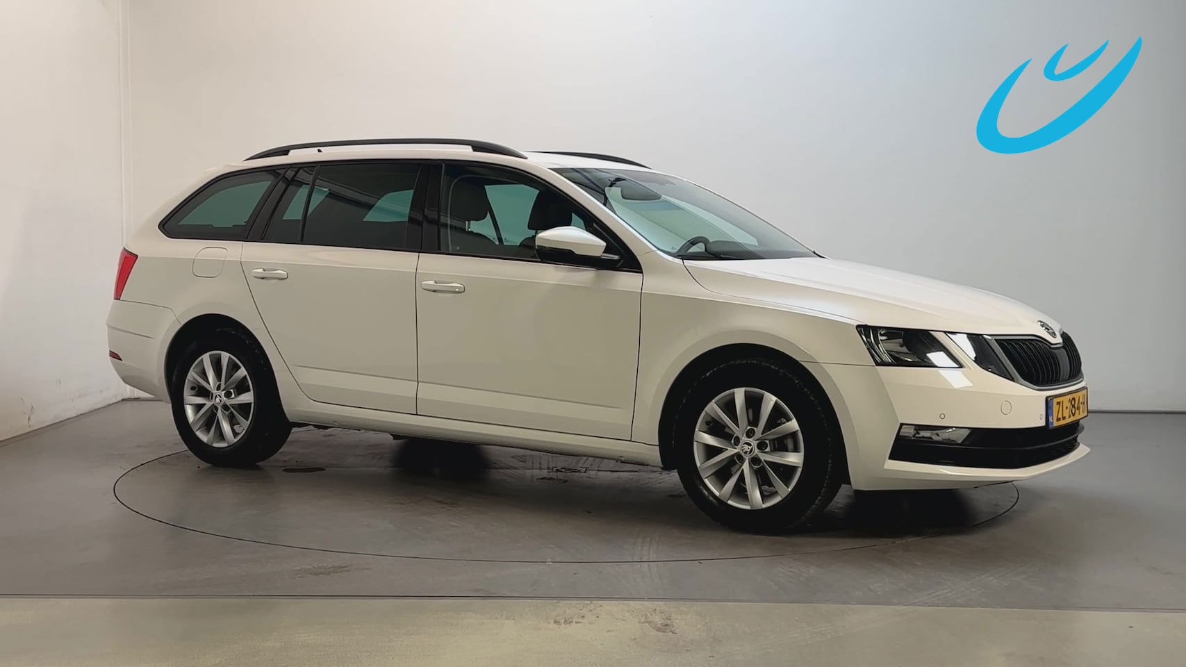 Skoda Octavia Combi - 1.0 TSI DSG Greentech Ambition Business Camera Trekhaak Camera Navigatie DAB+ - AutoWereld.nl