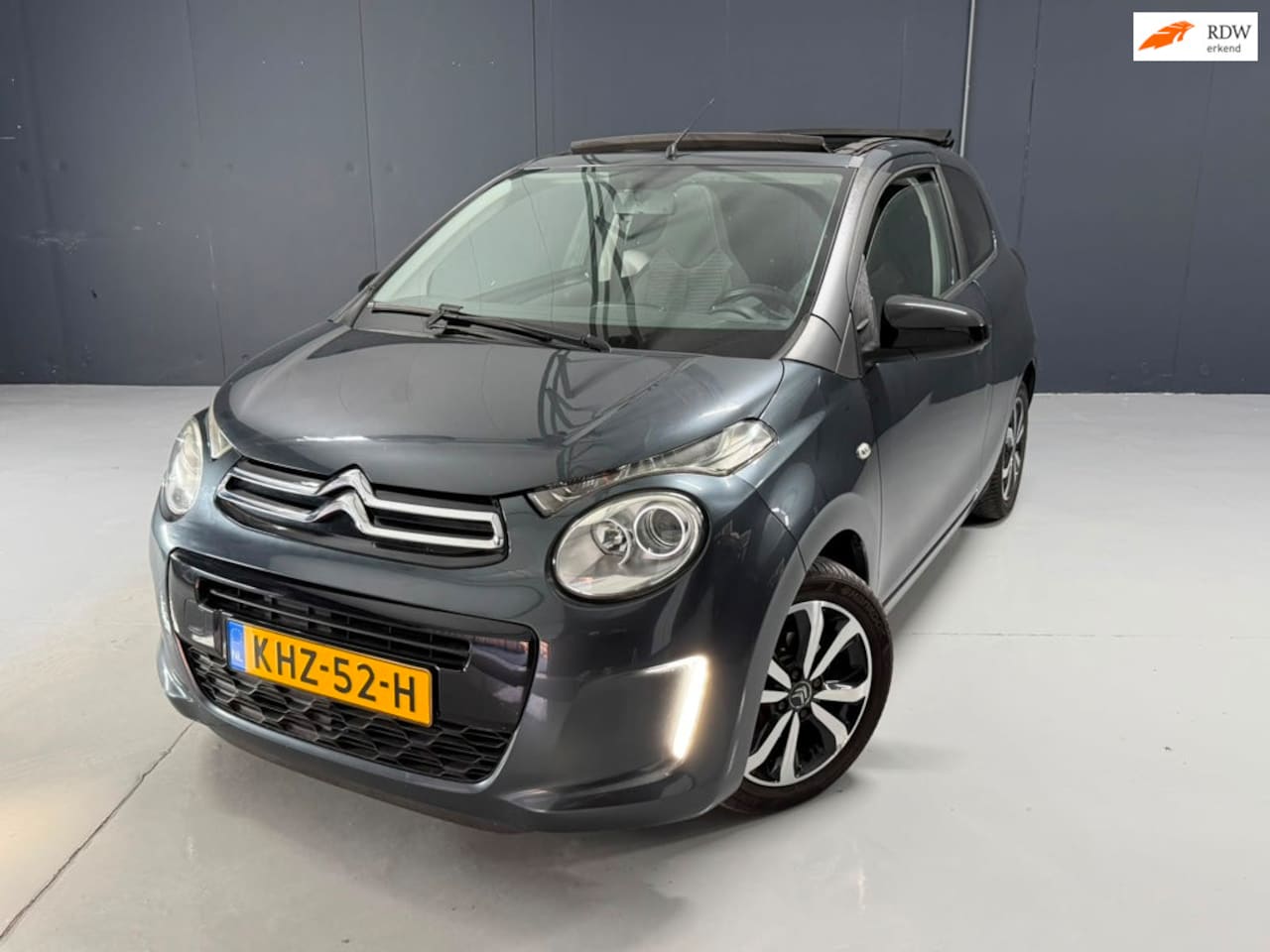 Citroën C1 - 1.2 PureTech Airscape Shine 1.2 PureTech Airscape Shine - AutoWereld.nl