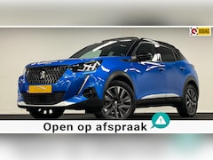 Peugeot 2008 - 1.2 PureTech GT Pack*155PK*Panodak*DigiDisplay*Stoelverw*Carplay