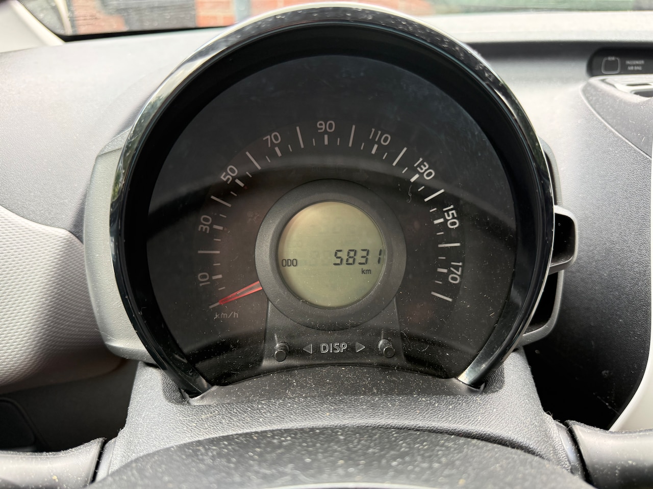 Citroën C1 - 1.0 VTi Live Leuke kleine auto met weinig kilometers. - AutoWereld.nl