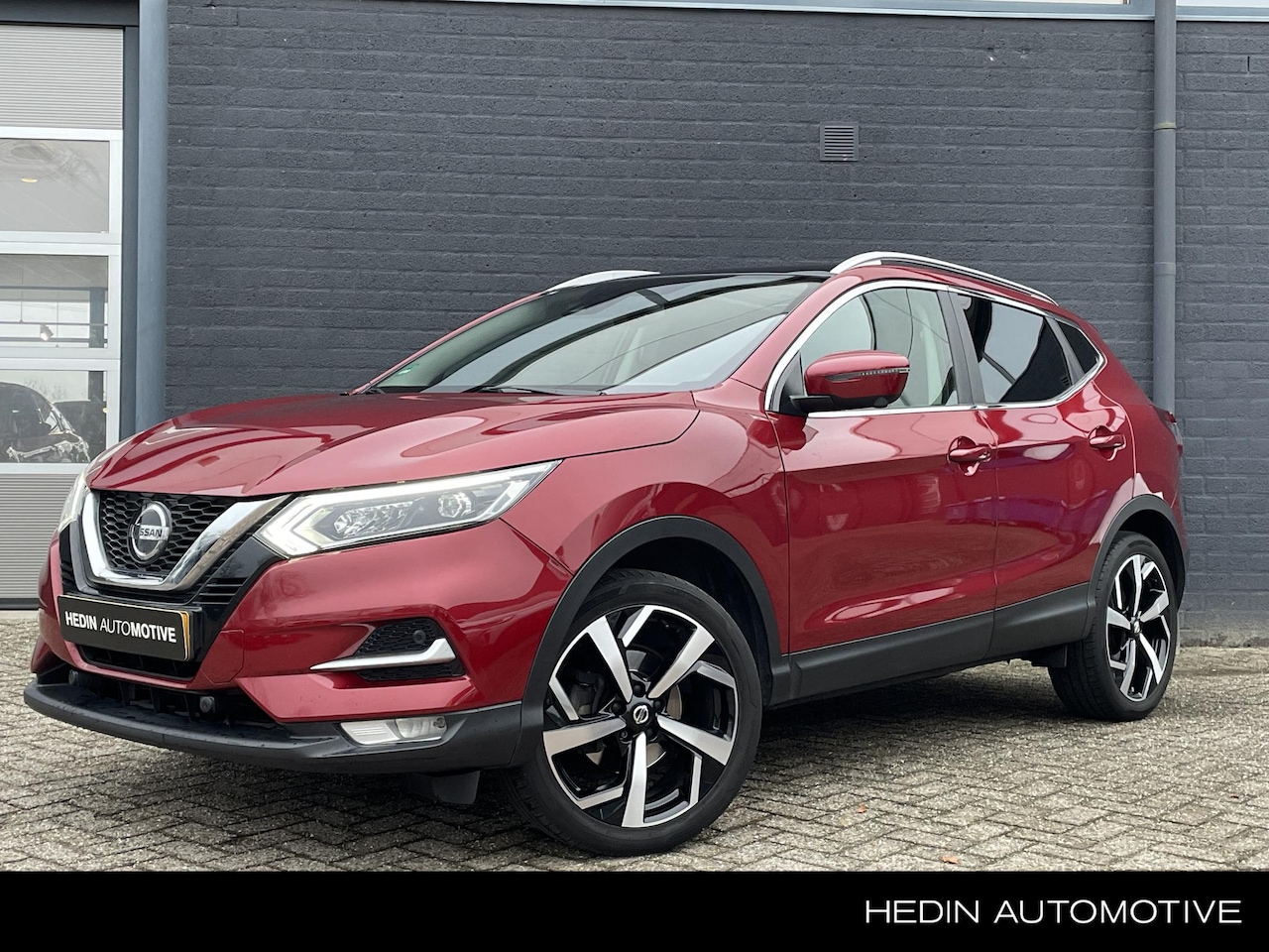 Nissan Qashqai - 1.3 DIG-T Premium Edition | Elektrische Stoelen met Lederen Bekleding | Trekhaak Afneembaa - AutoWereld.nl