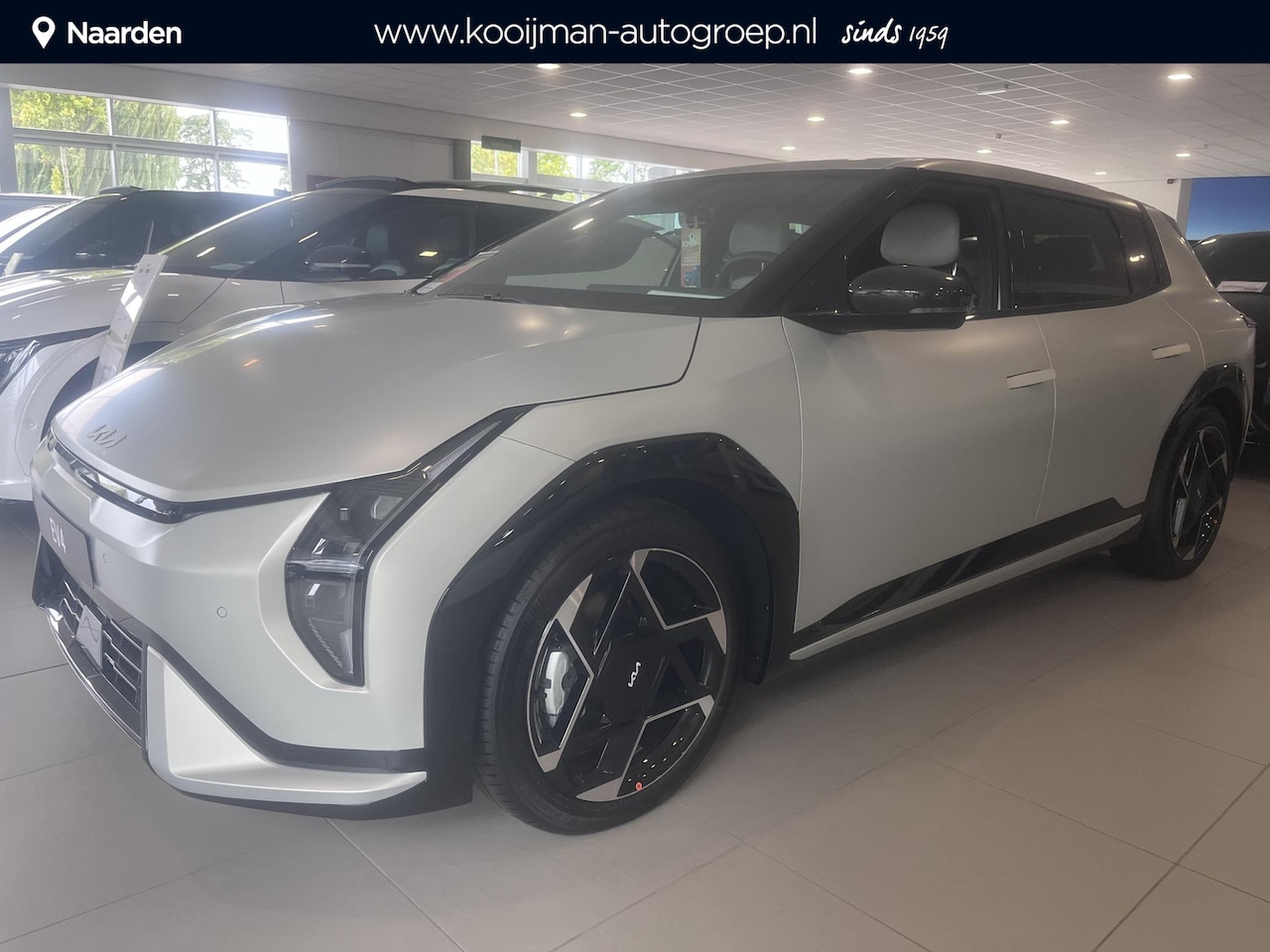 Kia EV4 - GT-Line Business Edition 81.4 kWh ACTIE PRIJS!! VOORRAAD AUTO!! UNIEKE KLEUR MAT SILVER!! - AutoWereld.nl