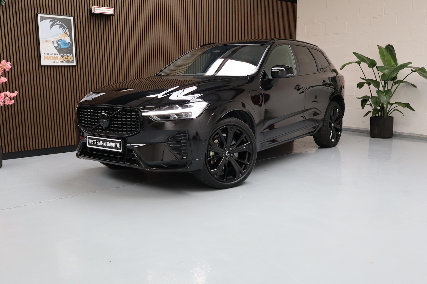 Volvo XC60 - T6 Recharge Ultimate Black | Head Up Display | Panoramadak | Pilot Assist - AutoWereld.nl