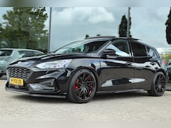 Ford Focus - 1.5 ECOBOOST ST-LINE | PANO | CARPLAY | CAMERA | LED | WINTERPACK | LED | KEY-LESS
