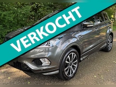 Ford Kuga - 1.5 ST Line 150PK CAMERA CLIMA TREKHAAK ZEER MOOIE AUTO