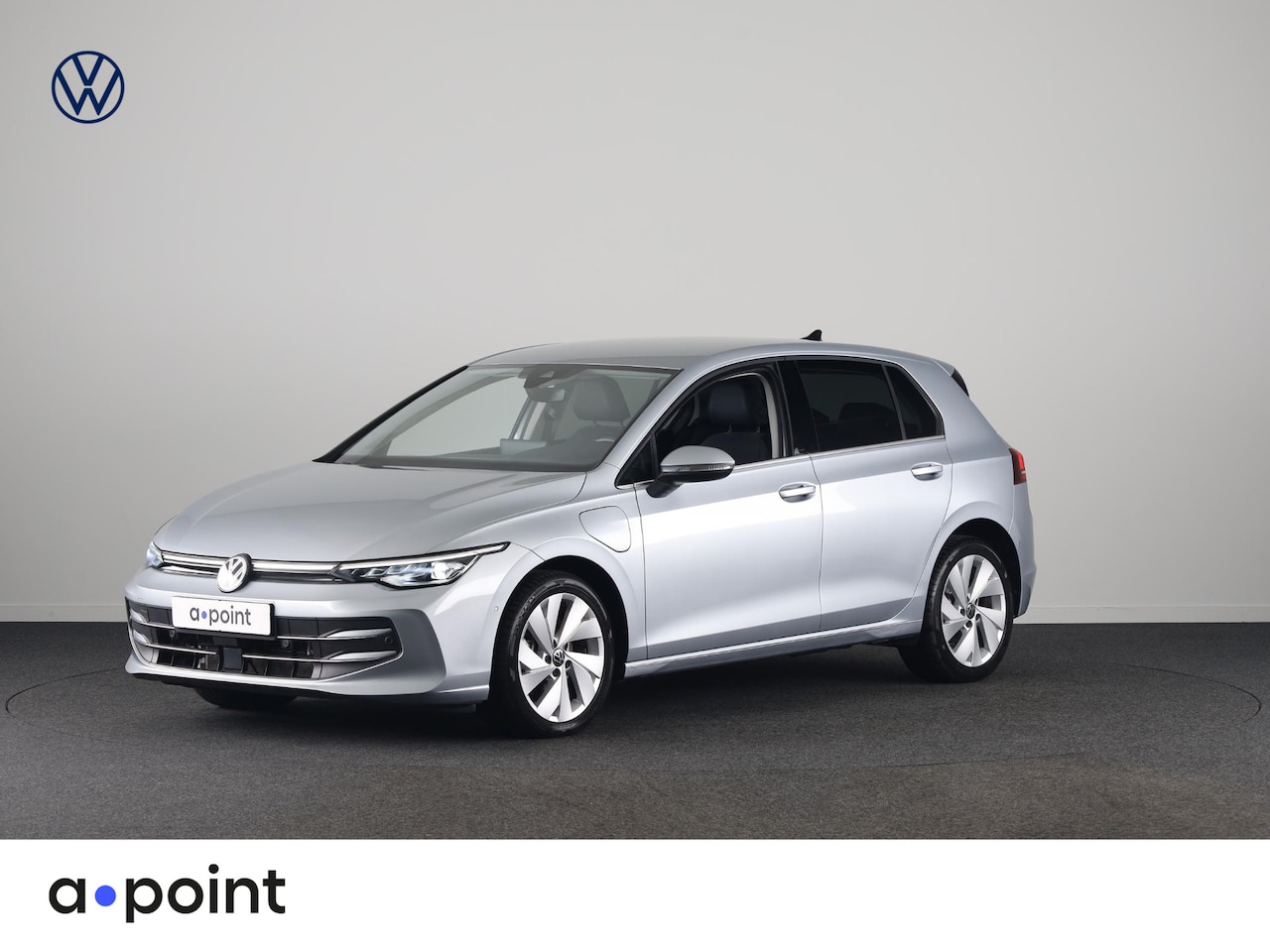 Volkswagen Golf - 1.5 eHybrid Style Edition 204 pk Automaat (DSG) | Navigatie via App | Parkeersensoren (Par - AutoWereld.nl